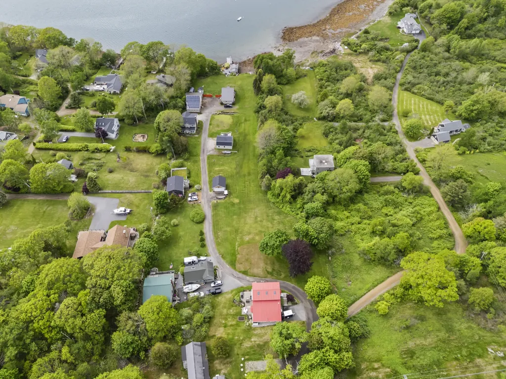 5 Seymour Road Harpswell ME 04066