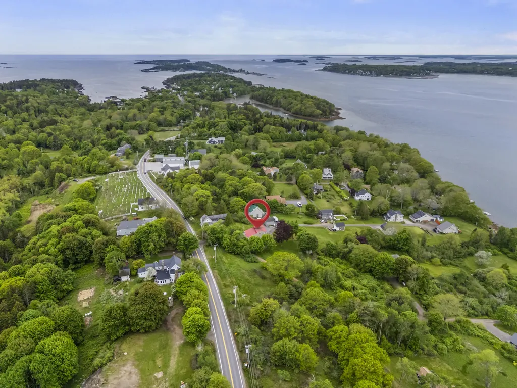 5 Seymour Road Harpswell ME 04066