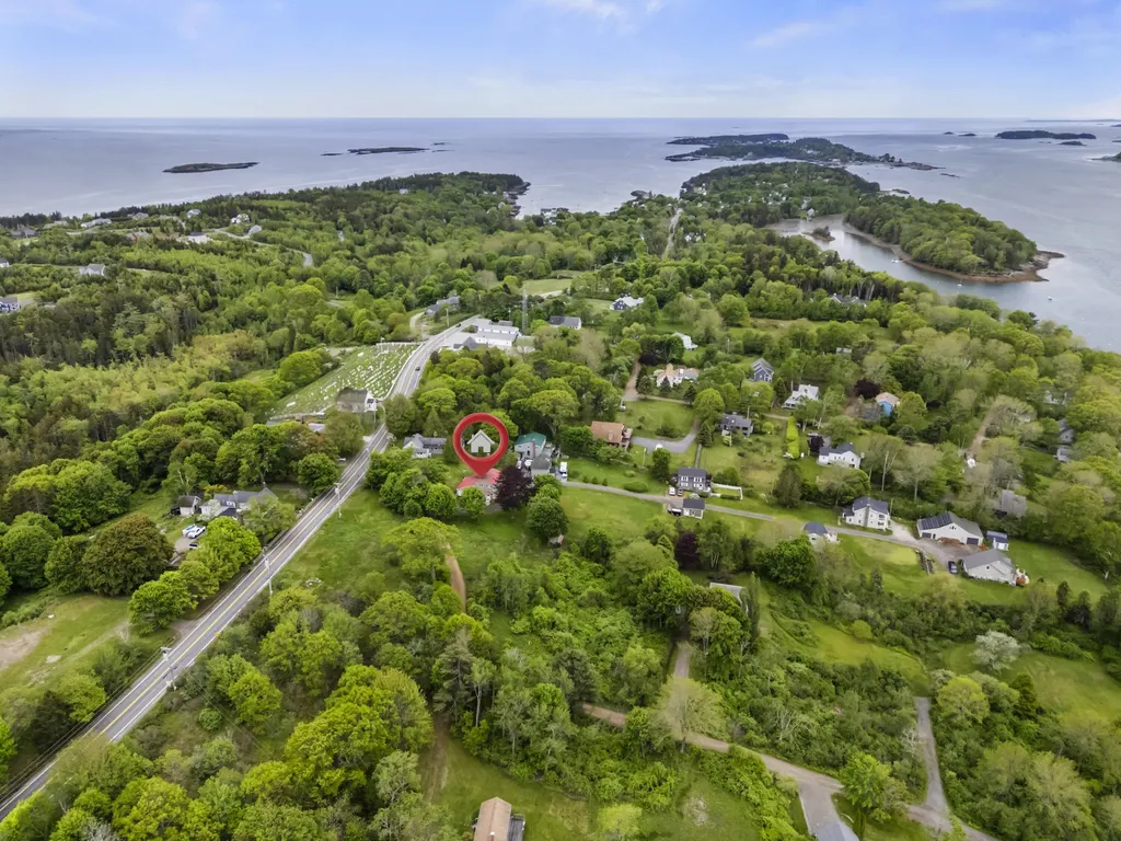 5 Seymour Road Harpswell ME 04066