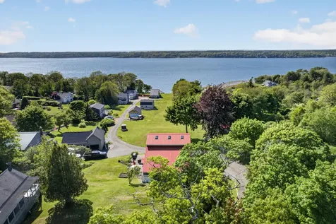 5 Seymour Road Harpswell ME 04066
