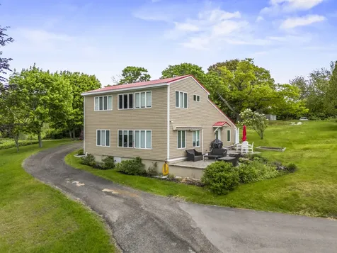 5 Seymour Road Harpswell ME 04066