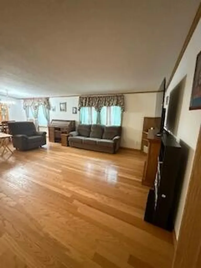 14 Whittum Drive Lebanon ME 04027