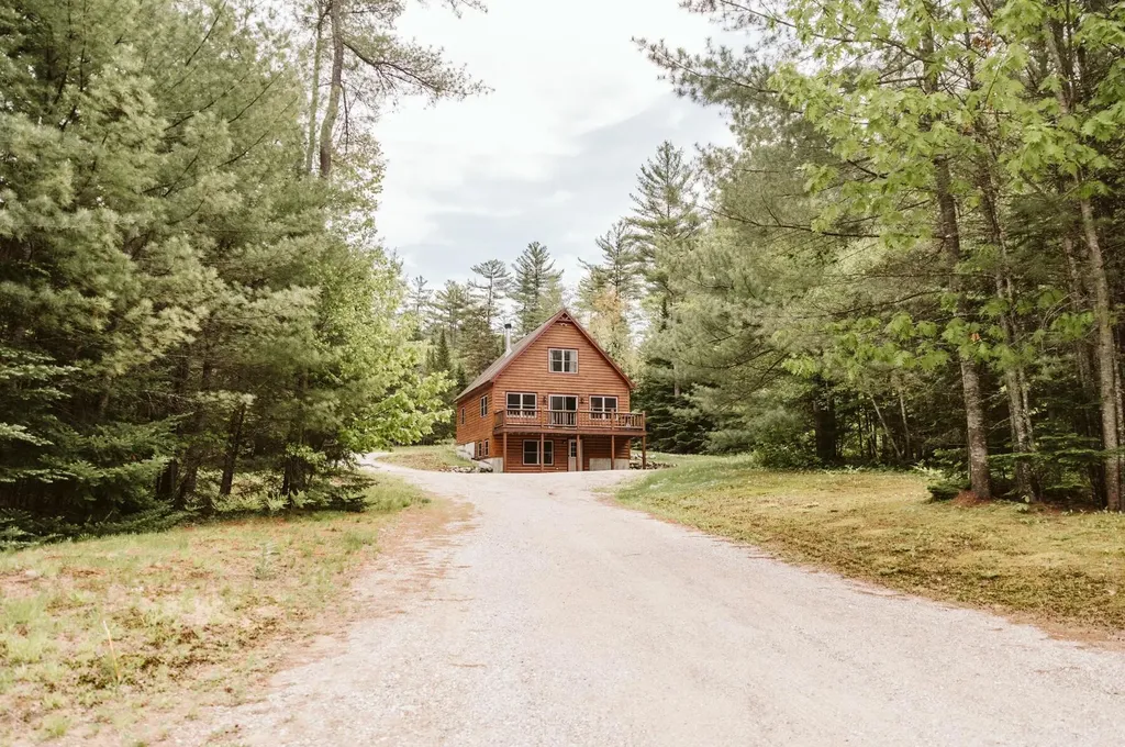 23 Countryside Lane Bethel ME 04217