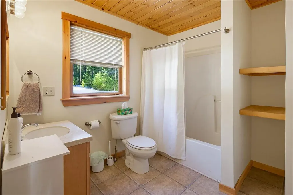 23 Countryside Lane Bethel ME 04217