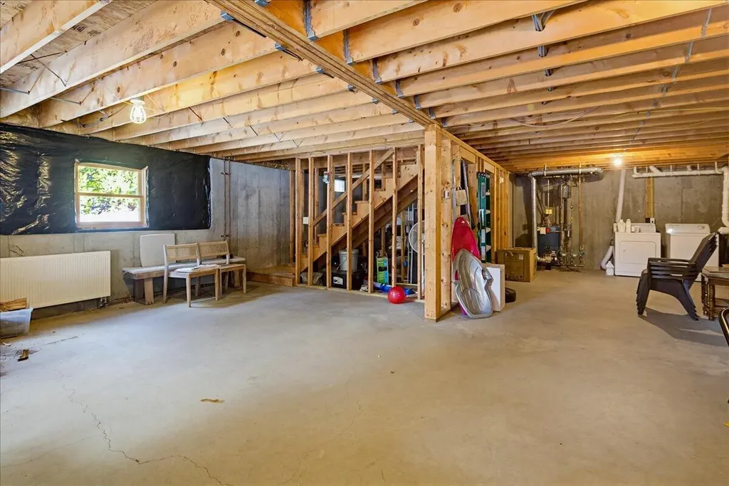 23 Countryside Lane Bethel ME 04217