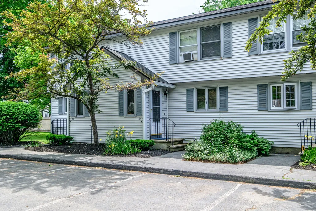 21 Valley Street South Portland ME 04106