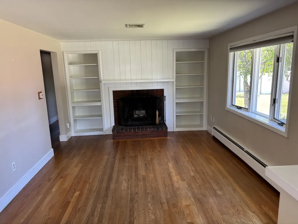 15 Woodland Road Westbrook ME 04092