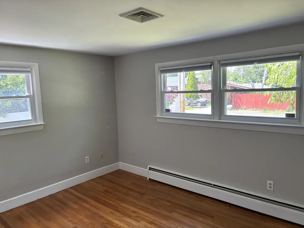 15 Woodland Road Westbrook ME 04092