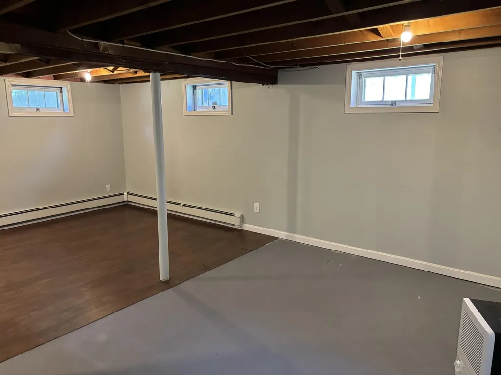 15 Woodland Road Westbrook ME 04092