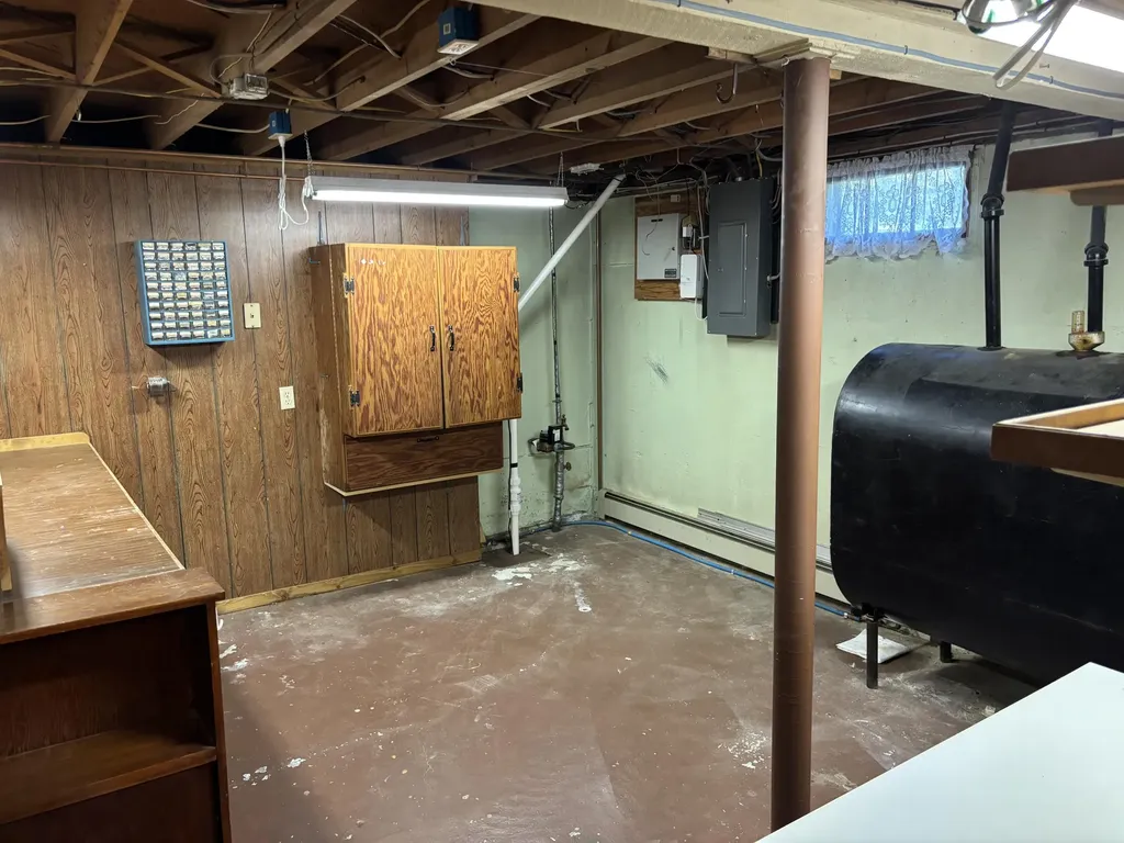 15 Woodland Road Westbrook ME 04092
