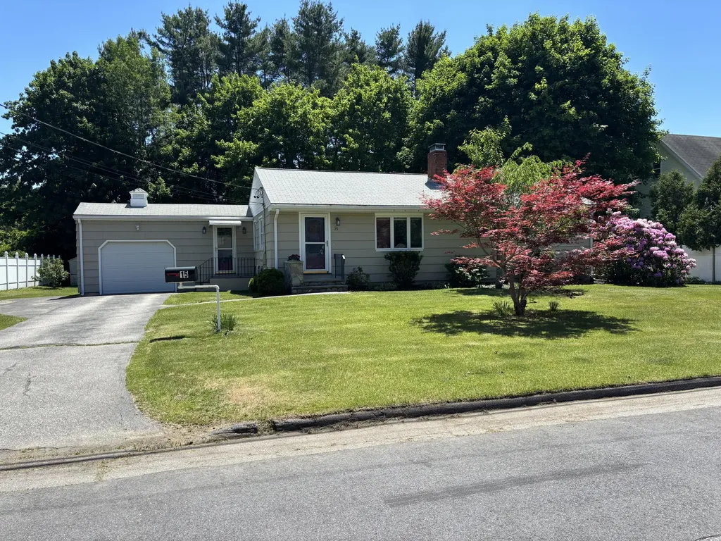 15 Woodland Road Westbrook ME 04092