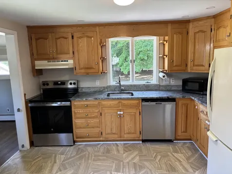 15 Woodland Road Westbrook ME 04092