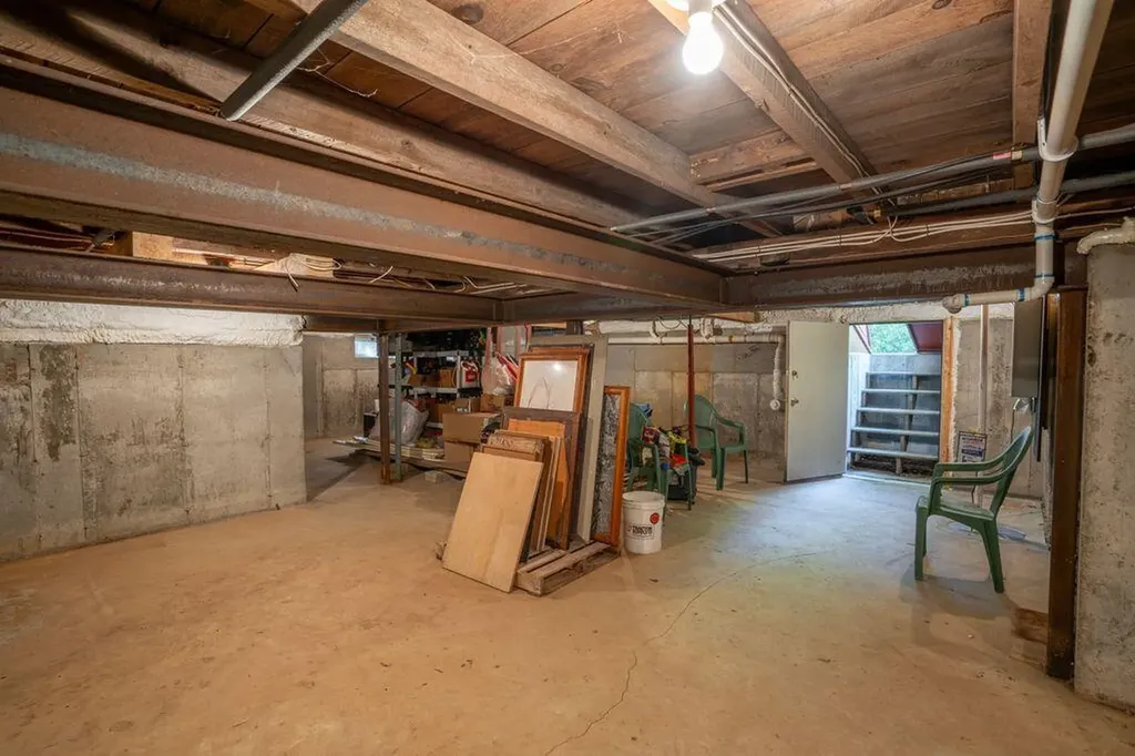 12 Partridge Lane Poland ME 04274