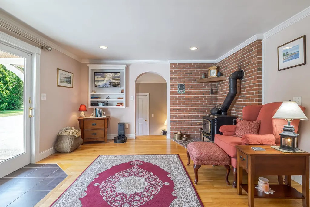 159 Main Street Gouldsboro ME 04669