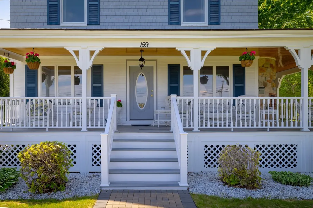 159 Main Street Gouldsboro ME 04669