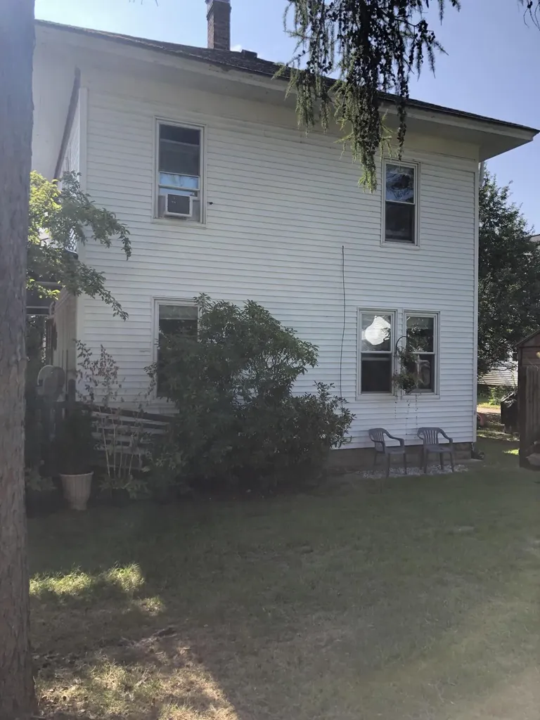 3 Grant Avenue Sanford ME 04073