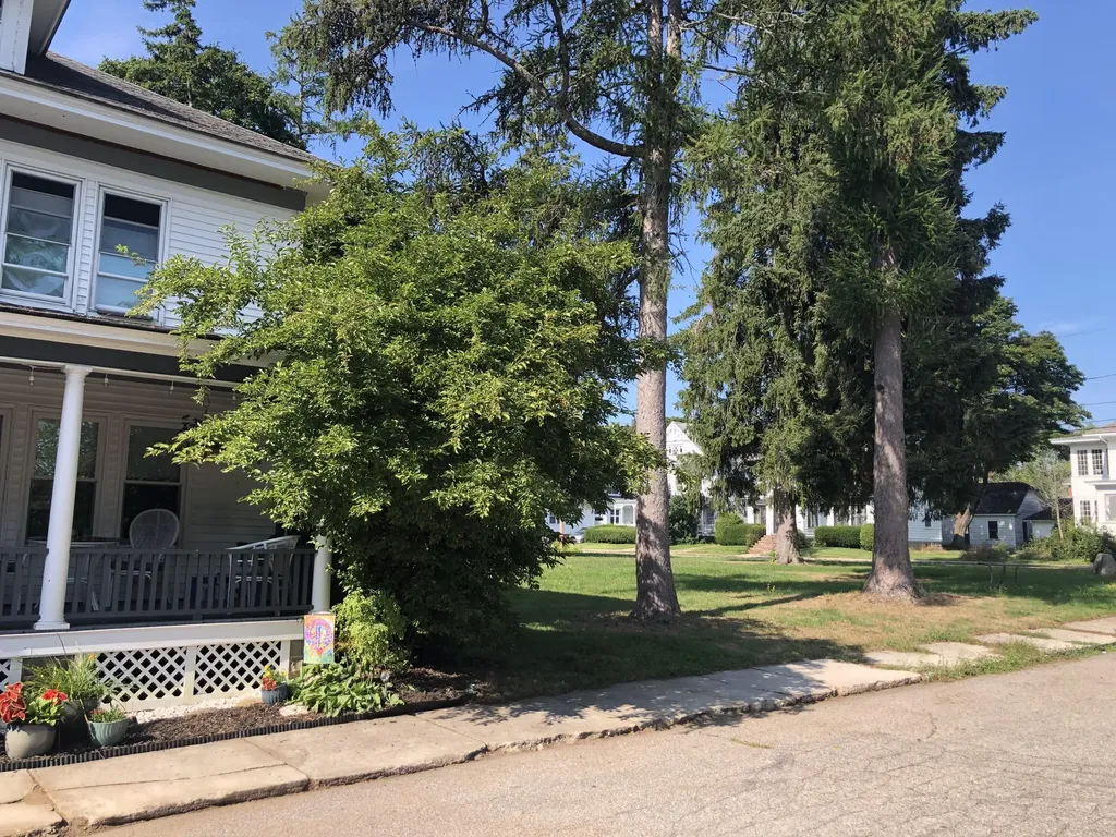 3 Grant Avenue Sanford ME 04073