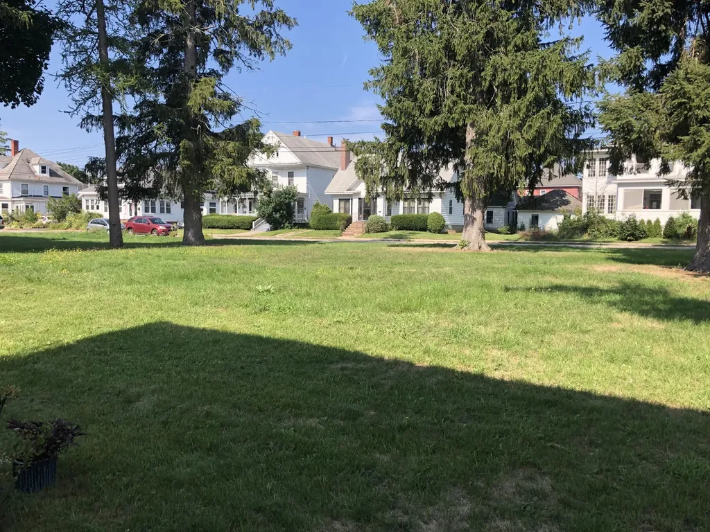 3 Grant Avenue Sanford ME 04073