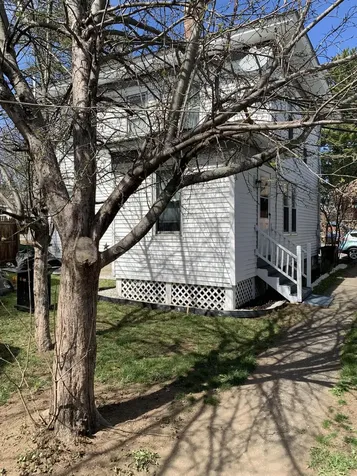 3 Grant Avenue Sanford ME 04073