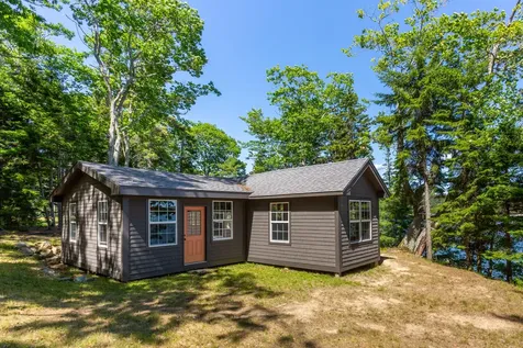 16 Bremen Long Island Bremen ME 04551
