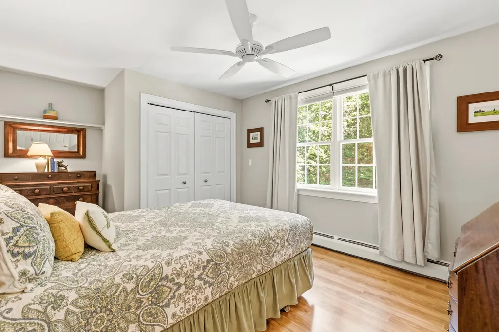 25 Olivia Lane Cumberland ME 04021