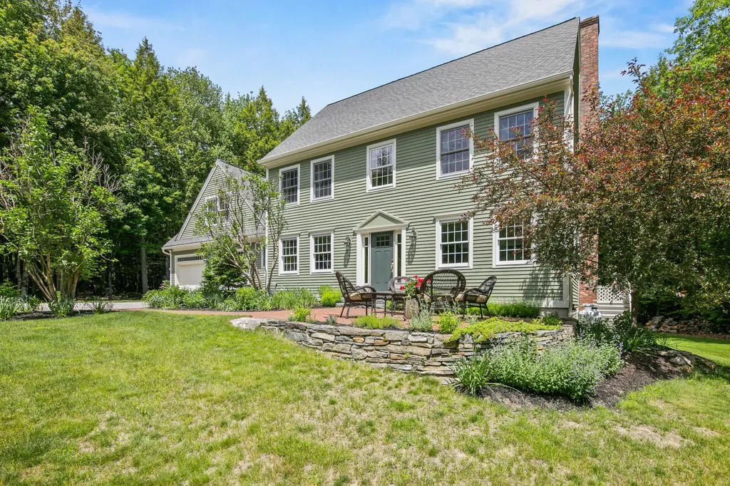 25 Olivia Lane Cumberland ME 04021