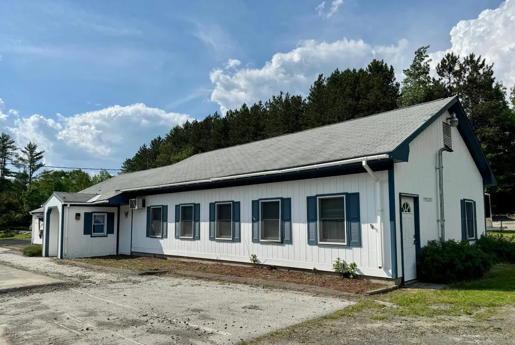 382 Water Street Guilford ME 04443