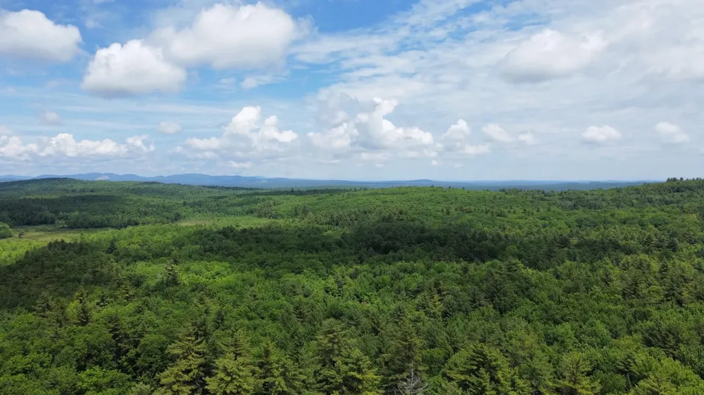 Tbd Middle Road Waterboro ME 04087