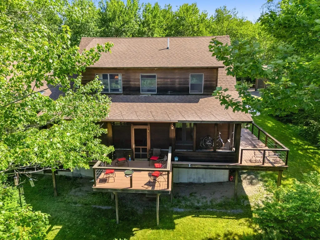31 Hallbrook Way Ellsworth ME 04605