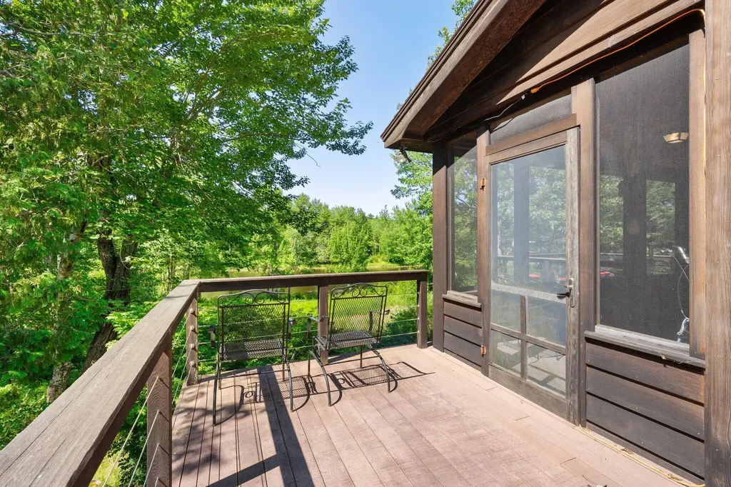 31 Hallbrook Way Ellsworth ME 04605