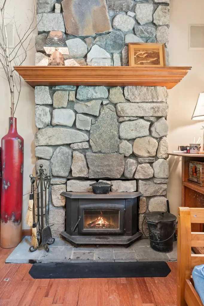 31 Hallbrook Way Ellsworth ME 04605
