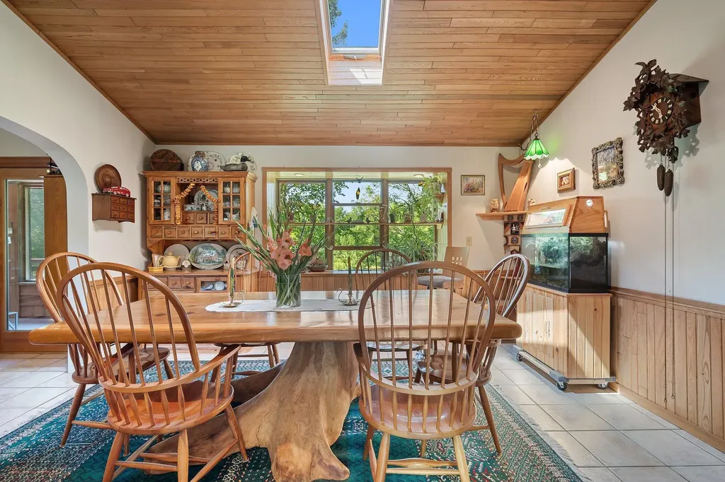 31 Hallbrook Way Ellsworth ME 04605