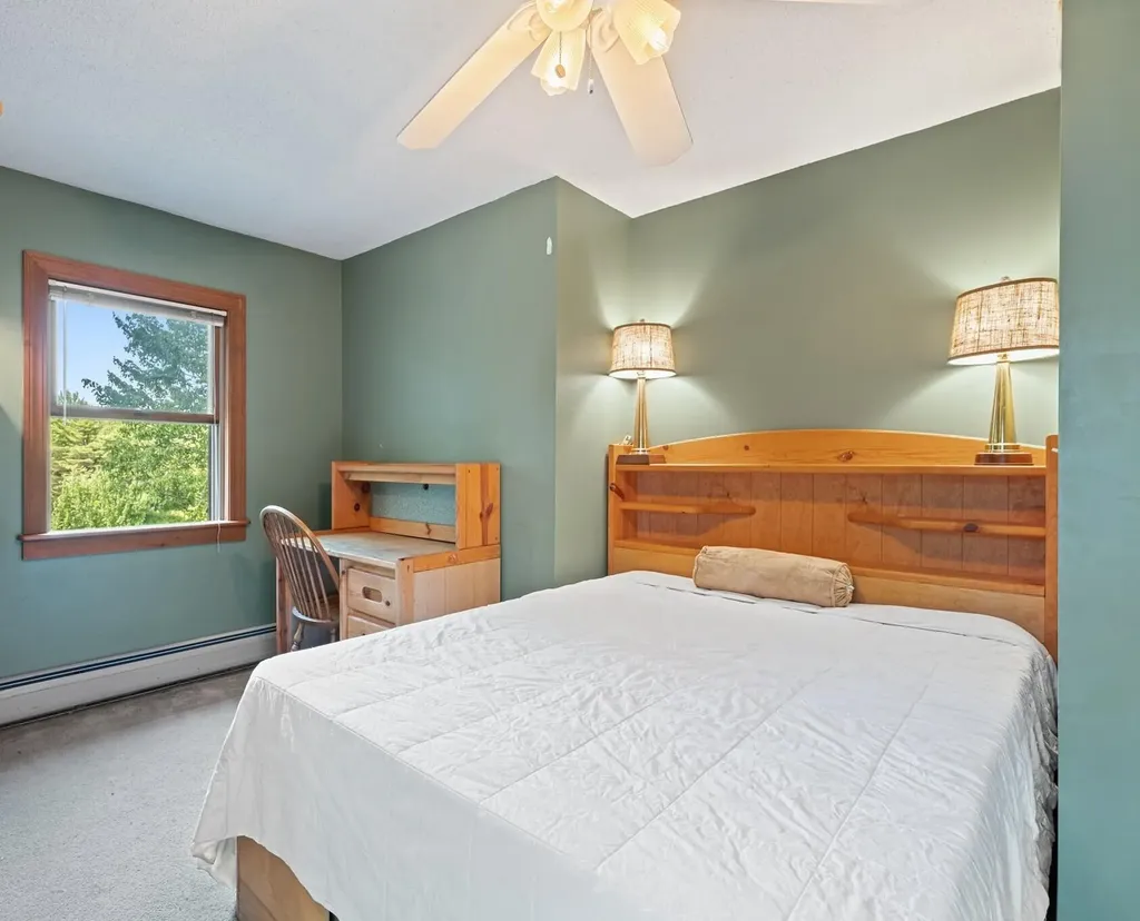 31 Hallbrook Way Ellsworth ME 04605