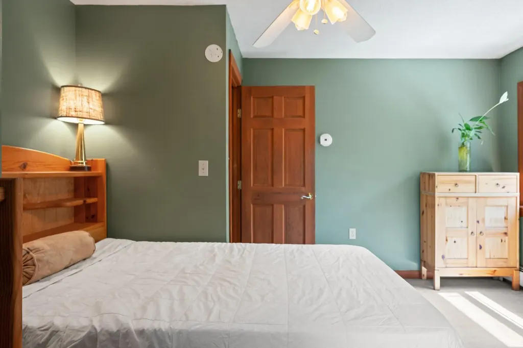 31 Hallbrook Way Ellsworth ME 04605