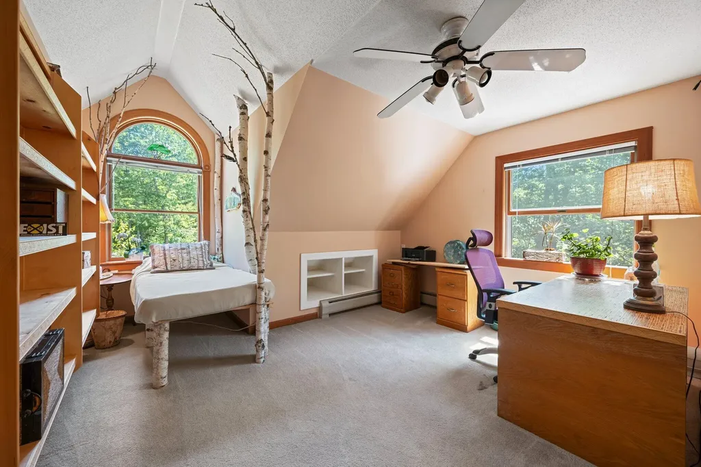 31 Hallbrook Way Ellsworth ME 04605