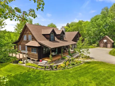 31 Hallbrook Way Ellsworth ME 04605