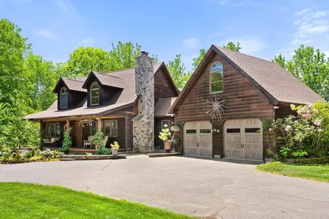 31 Hallbrook Way Ellsworth ME 04605