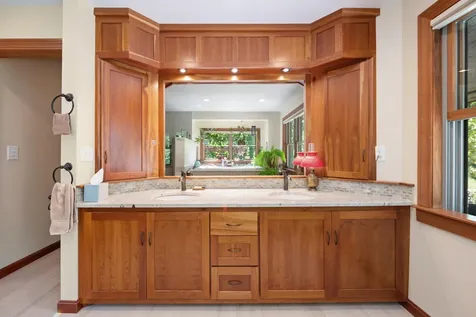 31 Hallbrook Way Ellsworth ME 04605