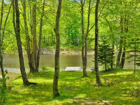 31 Hallbrook Way Ellsworth ME 04605