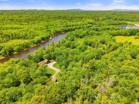 31 Hallbrook Way Ellsworth ME 04605