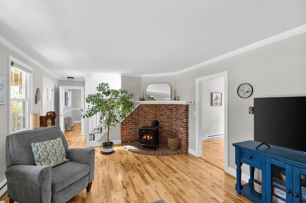 1486 Washington Street Bath ME 04530