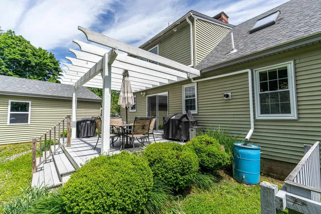 1486 Washington Street Bath ME 04530
