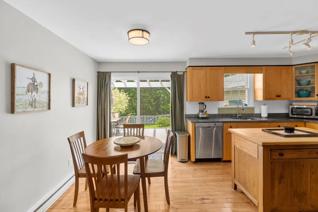 1486 Washington Street Bath ME 04530