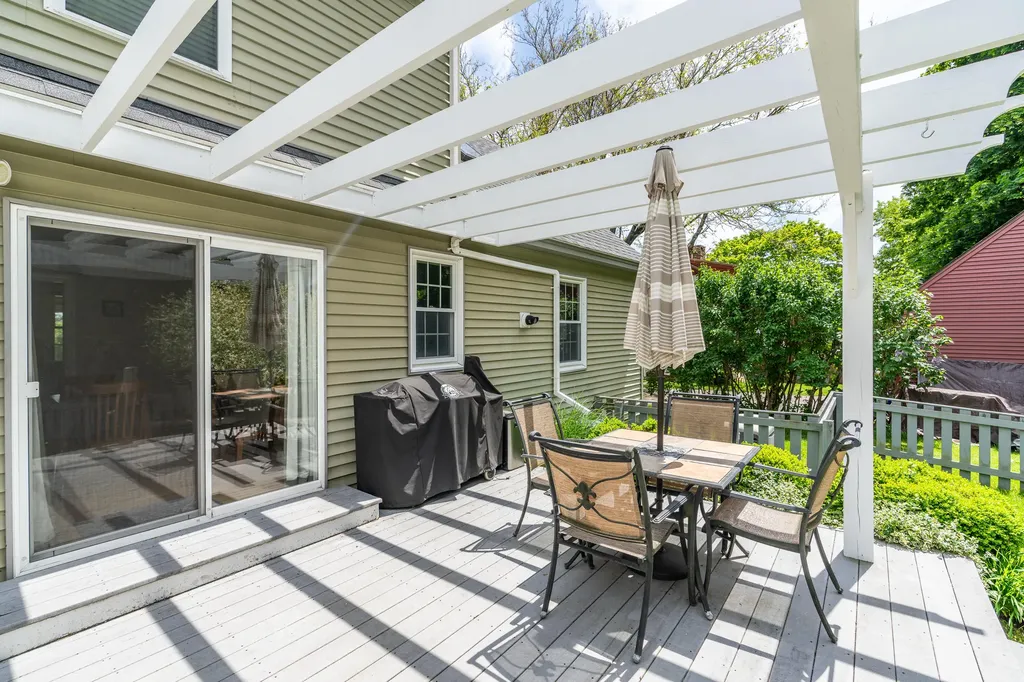 1486 Washington Street Bath ME 04530