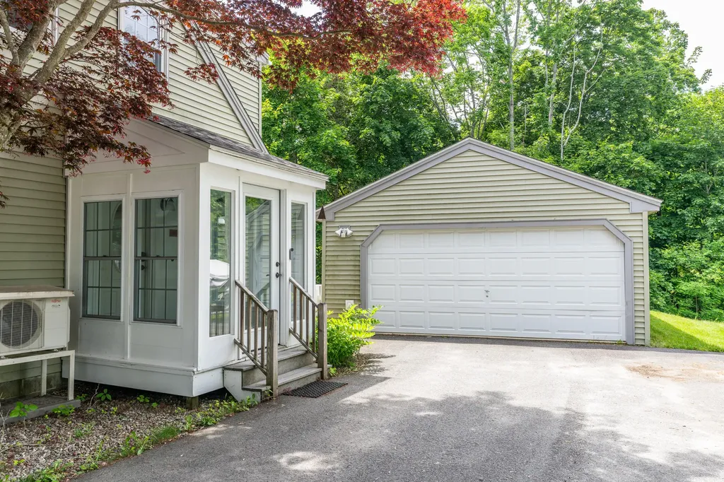 1486 Washington Street Bath ME 04530