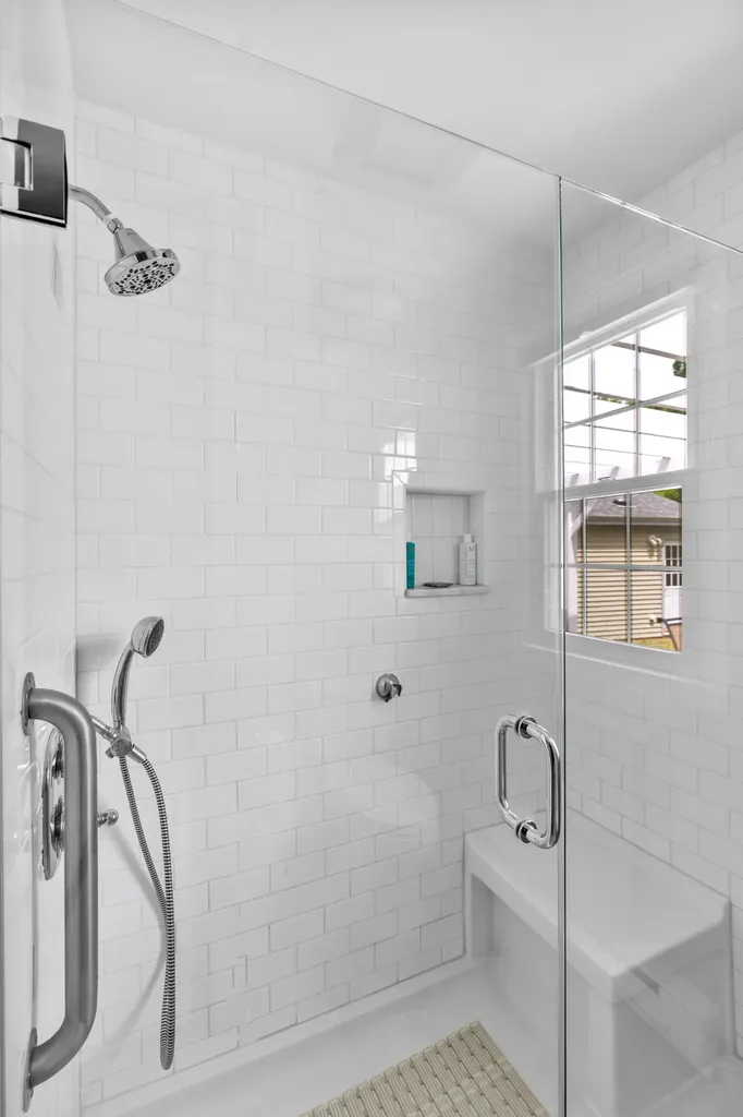 1486 Washington Street Bath ME 04530