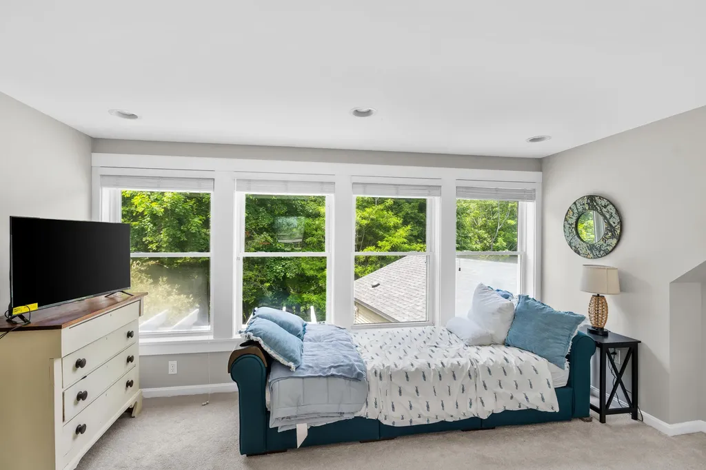 1486 Washington Street Bath ME 04530