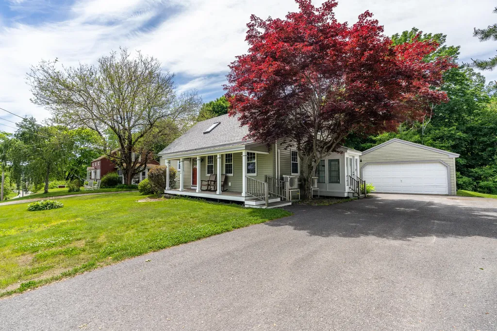 1486 Washington Street Bath ME 04530
