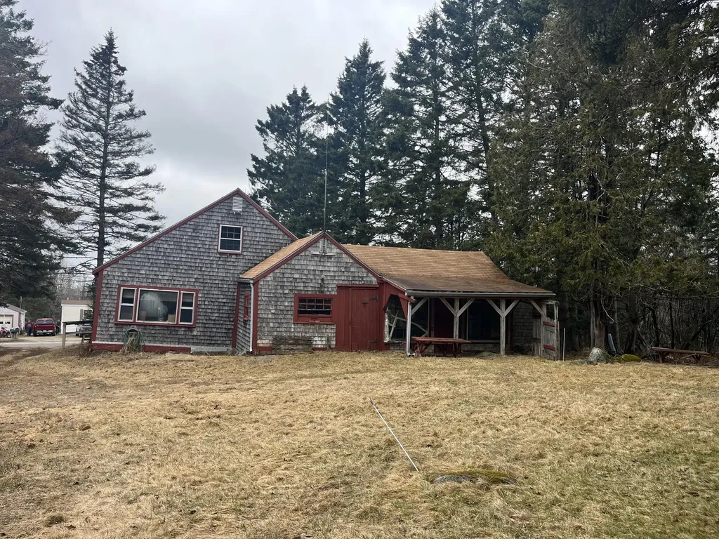288 Marshville Road Harrington ME 04643