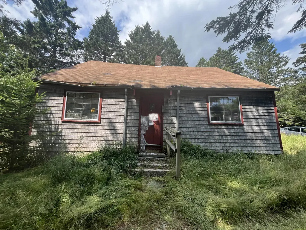 288 Marshville Road Harrington ME 04643